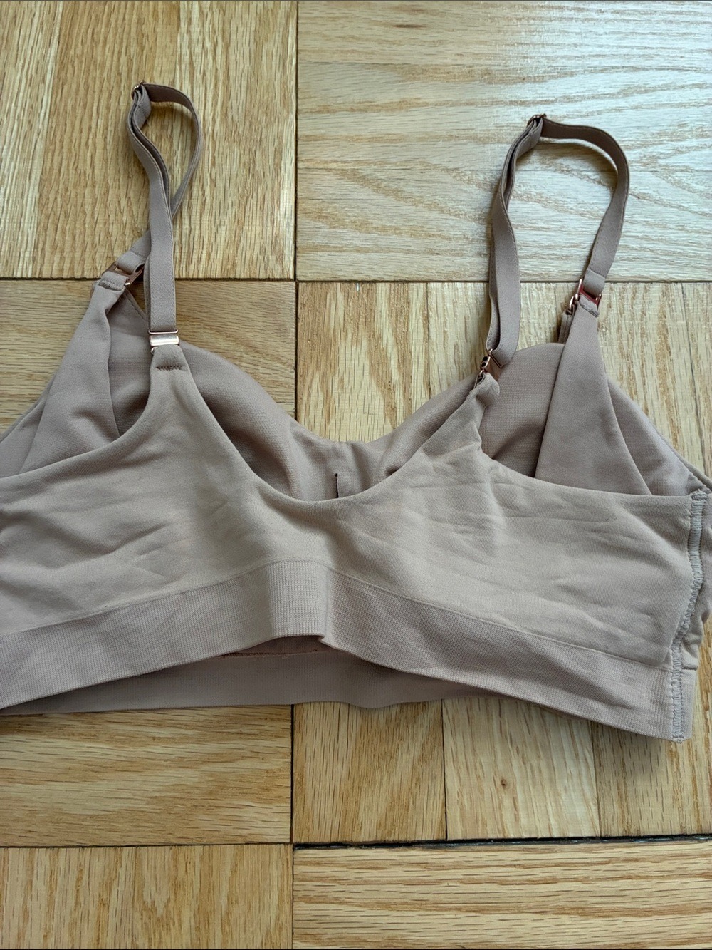 Victoria's Secret Nursing Bra Small - Picture 2 of 3